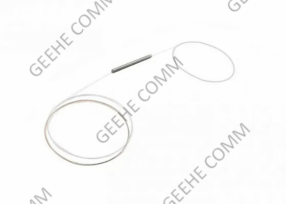 Singolo accoppiatore del cavo a fibre ottiche della finestra 900μM OM4 1x3