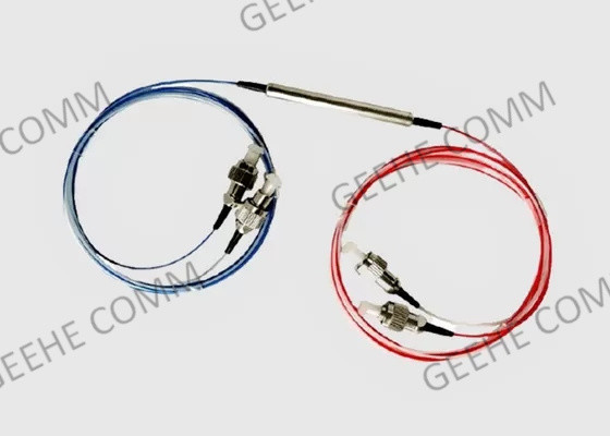 Il separatore del singolo modo 2X2 FC/APC FBT si raddoppia fibra della finestra 0.9mm con la metropolitana sciolta