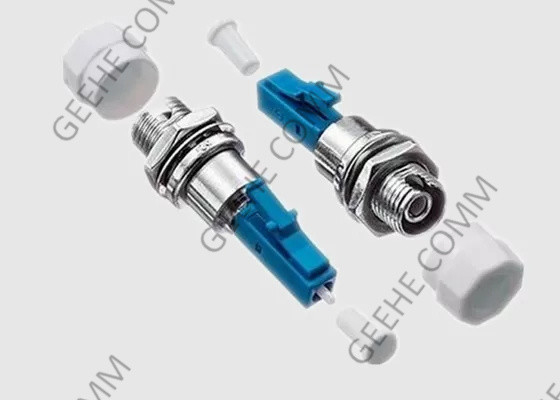 Maschio di FTTH LC UPC all'adattatore femminile del cavo a fibre ottiche di FC