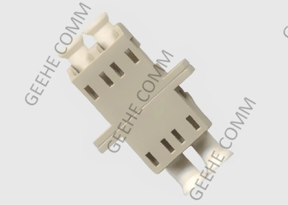Adattatore beige duplex del cavo a fibre ottiche OM3 di millimetro LC UPC con le flange