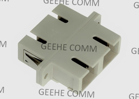Accoppiatore duplex a fibra ottica beige dello Sc dello Sc di multi modo con la flangia