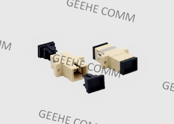 Adattatore beige del cavo a fibre ottiche dello Sc UPC di colore semplice di singolo modo con le flange