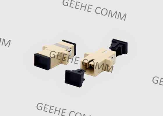 Adattatore beige del cavo a fibre ottiche dello Sc UPC di colore semplice di singolo modo con le flange