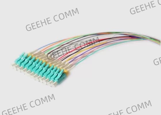Il multi modo 12 svuota 0.9mm MPO al cavo dello sblocco di LC