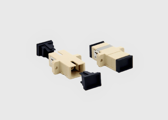 Adattatore beige del cavo a fibre ottiche dello Sc UPC di colore semplice di singolo modo con le flange